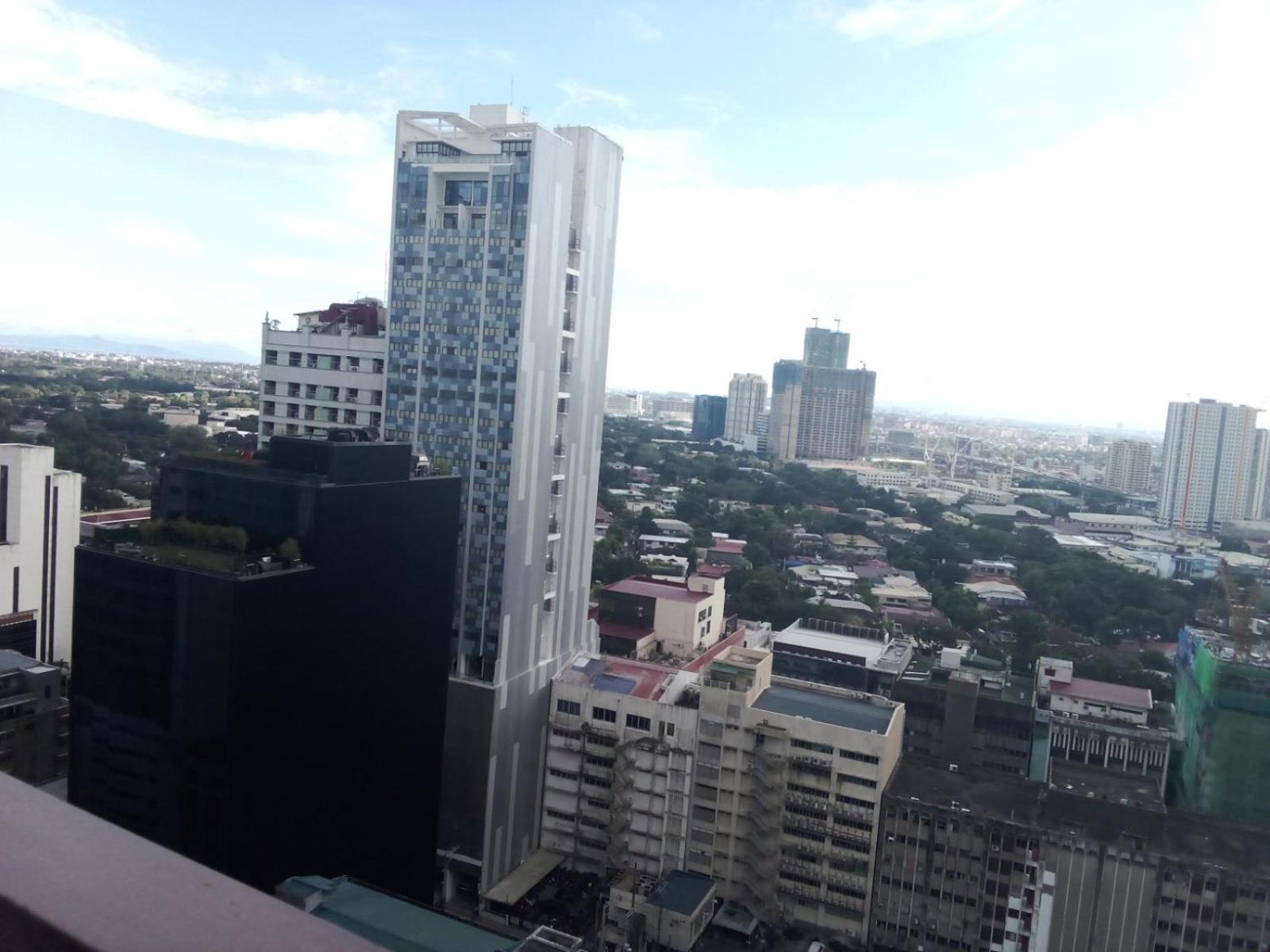 Kl Tower Makati Apartments By Ph Staycation Manila Exterior photo