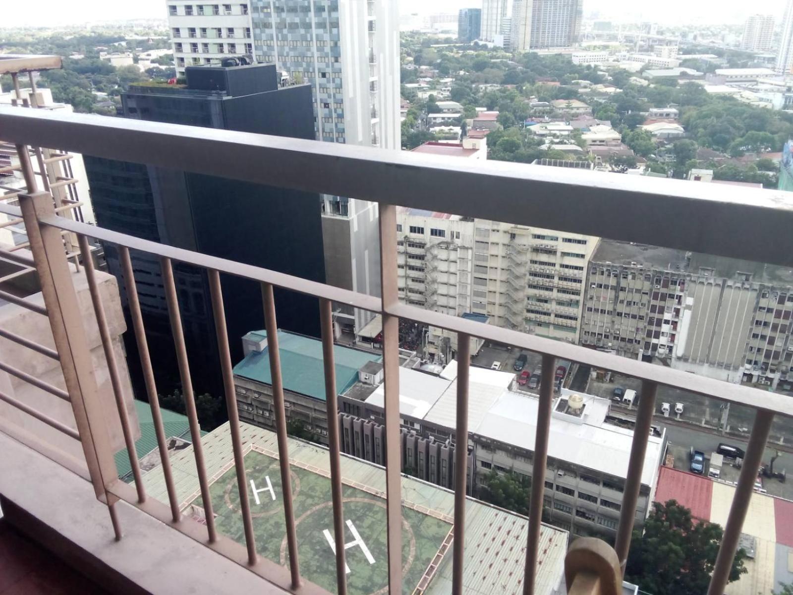 Kl Tower Makati Apartments By Ph Staycation Manila Exterior photo