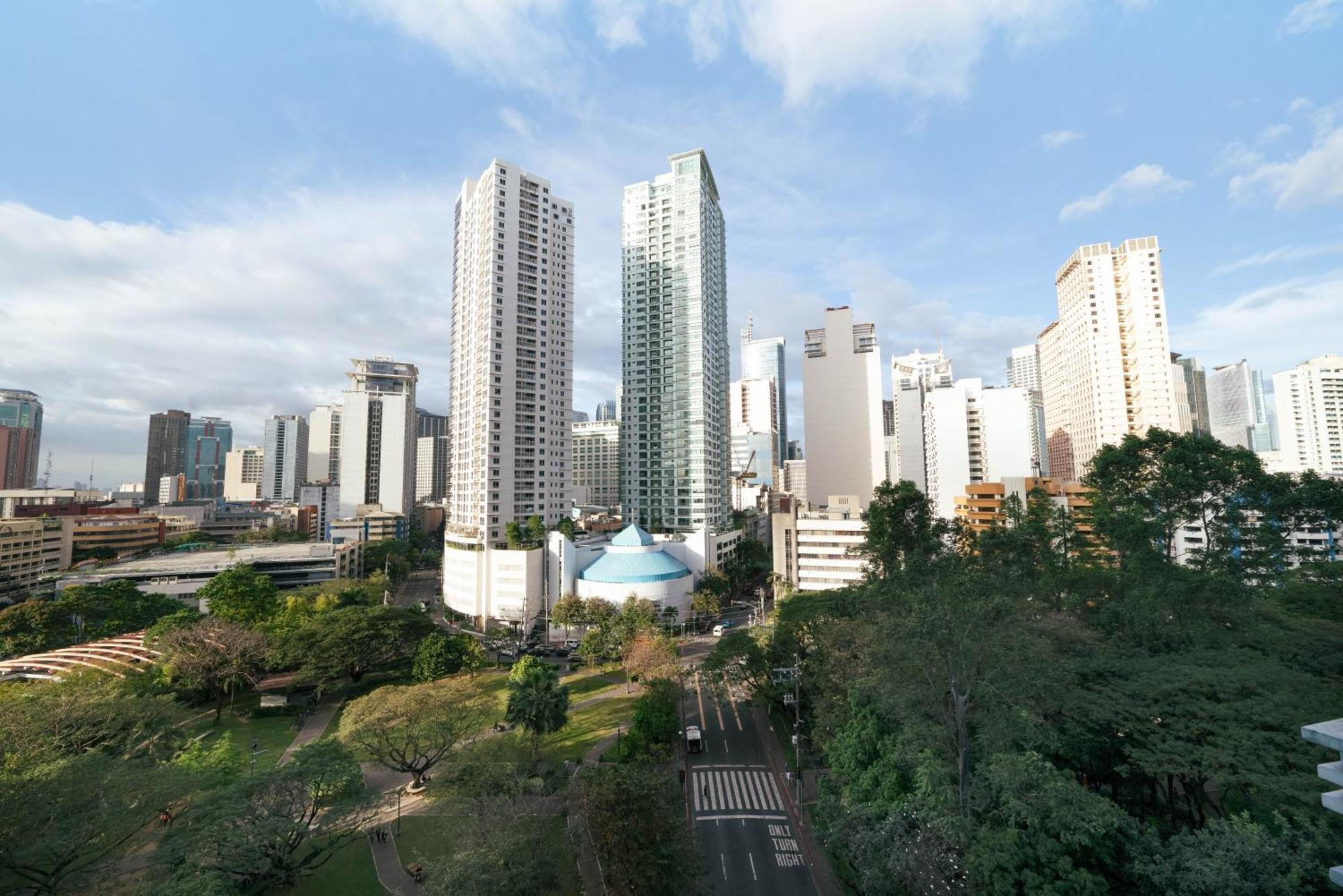 Kl Tower Makati Apartments By Ph Staycation Manila Exterior photo